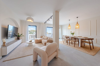 3 Bedroom Middle Floor Apartment in La Quinta - Image 3