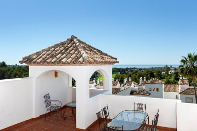 3 Bedroom Townhouse in Nueva Andalucía - Image 4