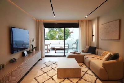 3 Bedroom Ground Floor Apartment in Nueva Andalucía - Image 4