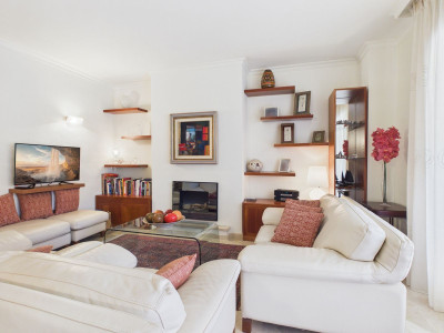 3 Bedroom Penthouse Duplex in La Quinta - Image 5