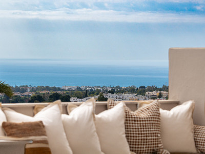3 Bedroom Middle Floor Apartment in Nueva Andalucía - Image 3