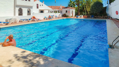 2 Bedroom Middle Floor Apartment in Nueva Andalucía - Image 5