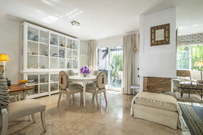 3 Bedroom Semi-Detached House in Nueva Andalucía - Image 5
