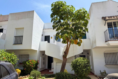 2 Bedroom Penthouse in Nueva Andalucía - Image 4