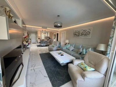 3 Bedroom Middle Floor Apartment in Puerto Banús - Image 4