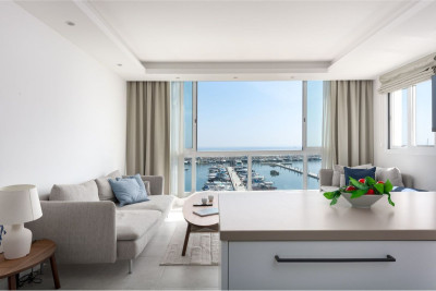 2 Bedroom Penthouse in Puerto Banús - Image 4
