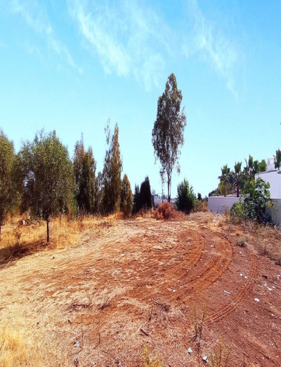 Residential Plot in La Quinta - Image 2