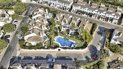6 Bedroom Townhouse in Nueva Andalucía