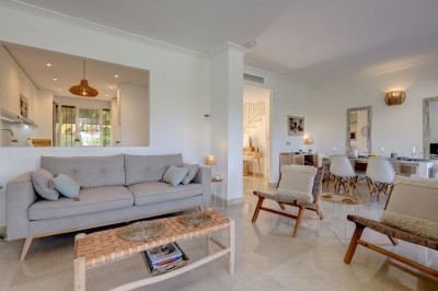 2 Bedroom Penthouse Duplex in La Quinta - Image 4