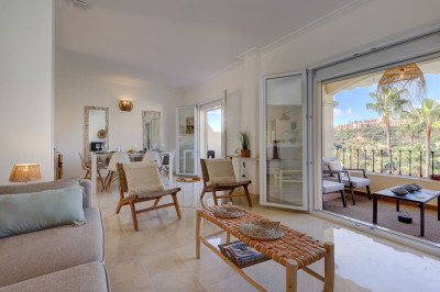 2 Bedroom Penthouse Duplex in La Quinta - Image 5