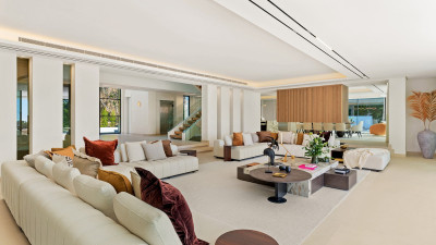 7 Bedroom Detached Villa in La Quinta - Image 4