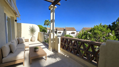 4 Bedroom Townhouse in Nueva Andalucía - Image 4