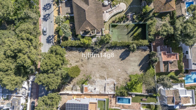 Land in Nueva Andalucía - Image 3