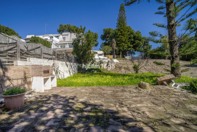 Land in Nueva Andalucía - Image 5