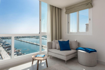 2 Bedroom Top Floor Apartment in Puerto Banús