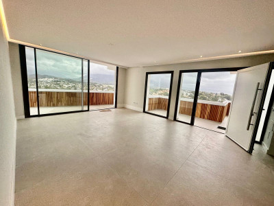 2 Bedroom Penthouse in Nueva Andalucía