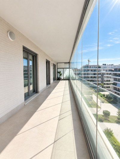 3 Bedroom Middle Floor Apartment in Nueva Andalucía - Image 4