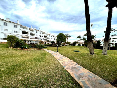 3 Bedroom Ground Floor Apartment in Nueva Andalucía - Image 1