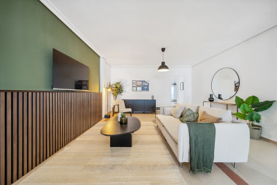 2 Bedroom Middle Floor Apartment in Nueva Andalucía