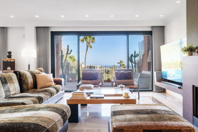 3 Bedroom Penthouse Duplex in La Quinta - Image 3