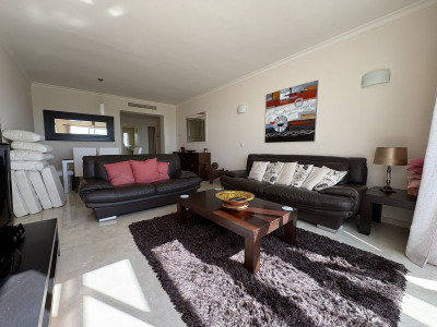 3 Bedroom Penthouse in La Quinta - Image 4