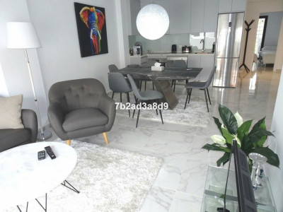 3 Bedroom Middle Floor Apartment in Nueva Andalucía - Image 4