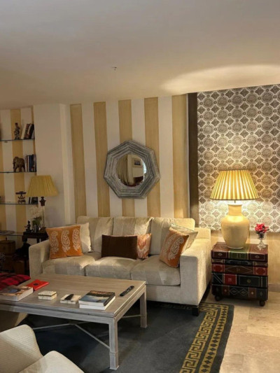 3 Bedroom Semi-Detached House in Puerto Banús - Image 2