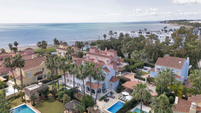 7 Bedroom Semi-Detached House in Puerto Banús - Image 2