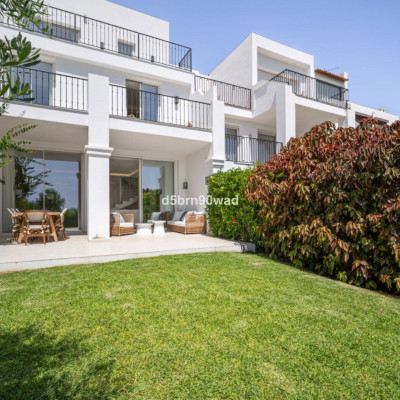 4 Bedroom Townhouse in La Quinta - Image 1