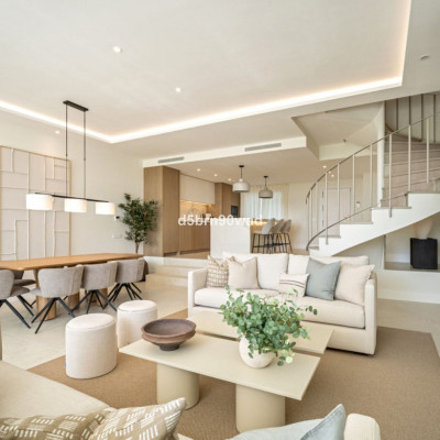 4 Bedroom Townhouse in La Quinta - Image 5