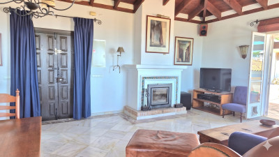 3 Bedroom Detached Villa in El Madroñal - Image 5