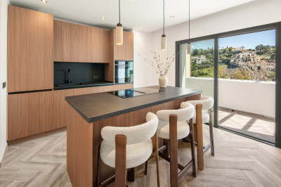 3 Bedroom Penthouse in La Quinta - Image 4