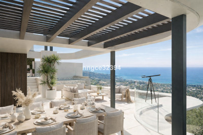 3 Bedroom Penthouse in La Quinta - Image 4