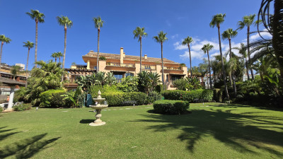 2 Bedroom Ground Floor Apartment in Puerto Banús - Image 1