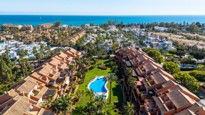 2 Bedroom Ground Floor Apartment in Puerto Banús - Image 1