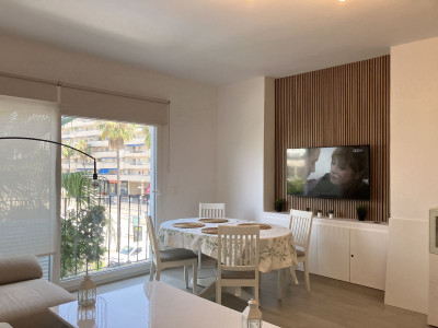 2 Bedroom Middle Floor Apartment in Puerto Banús - Image 5