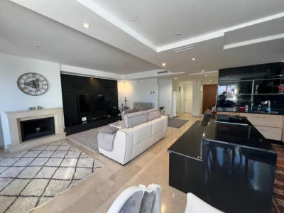 3 Bedroom Middle Floor Apartment in Nueva Andalucía - Image 2