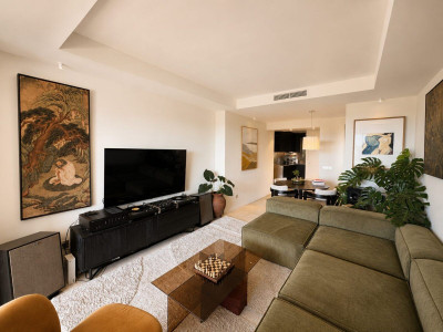 2 Bedroom Middle Floor Apartment in La Quinta - Image 4