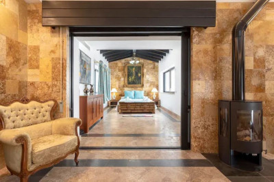 3 Bedroom Middle Floor Apartment in Puerto Banús