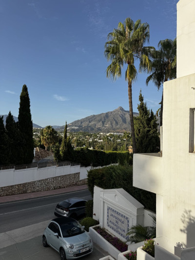 3 Bedroom Penthouse in Nueva Andalucía - Image 3