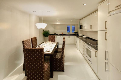 3 Bedroom Penthouse in Puerto Banús - Image 5