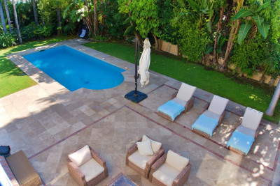 5 Bedroom Detached Villa in Nueva Andalucía - Image 3