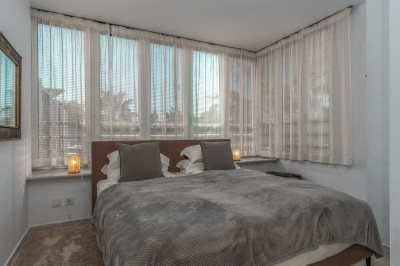 4 Bedroom Penthouse Duplex in Puerto Banús - Image 4