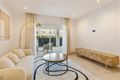 3 Bedroom Middle Floor Apartment in Nueva Andalucía - Image 3