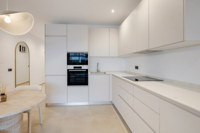 3 Bedroom Middle Floor Apartment in Nueva Andalucía - Image 4