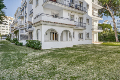 3 Bedroom Ground Floor Apartment in Puerto Banús - Image 5