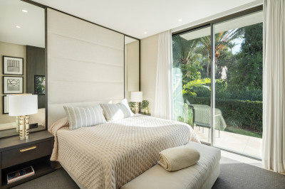 6 Bedroom Detached Villa in La Quinta - Image 3