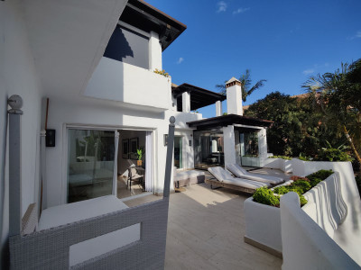 4 Bedroom Penthouse Duplex in Puerto Banús - Image 3