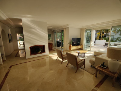 4 Bedroom Penthouse Duplex in Puerto Banús - Image 5