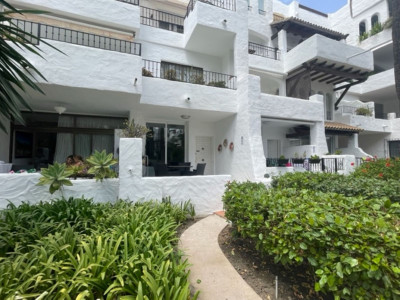 1 Bedroom Ground Floor Apartment in Puerto Banús